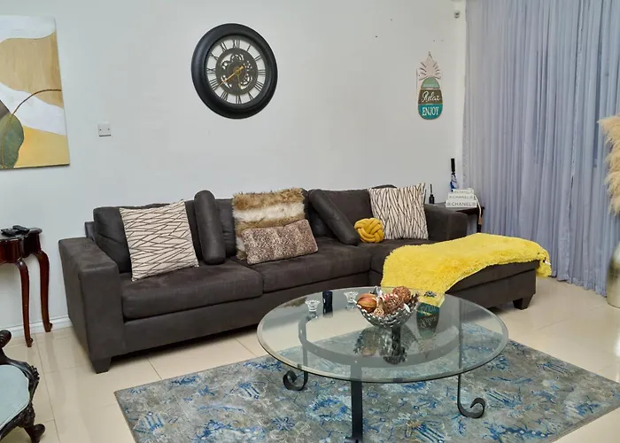 Caribbean Estates, 10 Mins From The Beach, Beautiful Gated Community